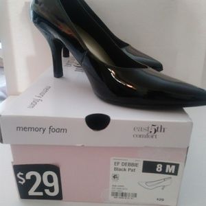 JCPenny black patten leather shoes